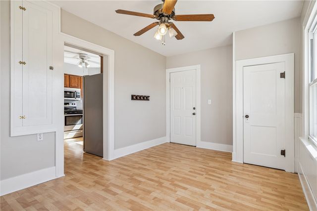 1047 Daniels Street NE, Cedar Rapids, IA 52402