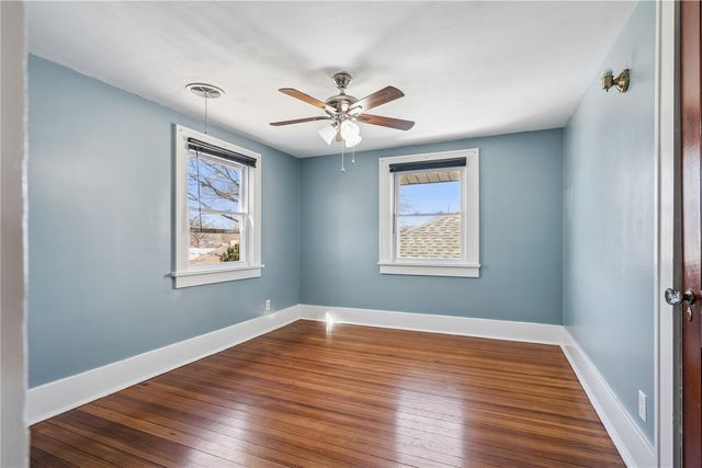 1047 Daniels Street NE, Cedar Rapids, IA 52402