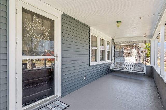 1047 Daniels Street NE, Cedar Rapids, IA 52402