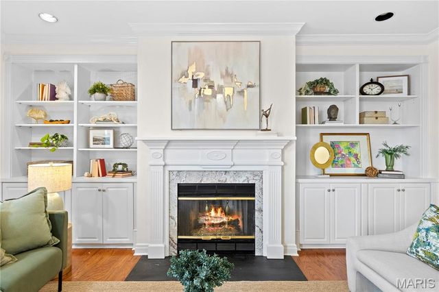 750 S Hanley Road 56, Clayton, MO 63105