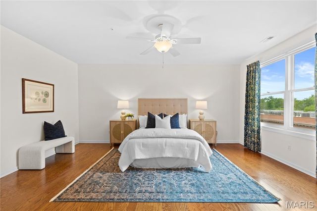 750 S Hanley Road 56, Clayton, MO 63105