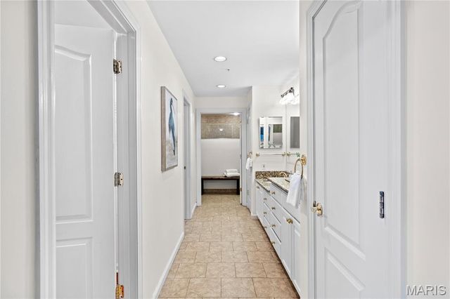 750 S Hanley Road 56, Clayton, MO 63105