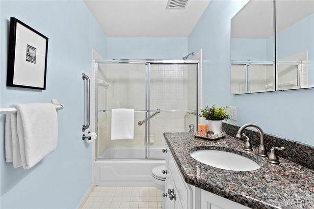 750 S Hanley Road 56, Clayton, MO 63105