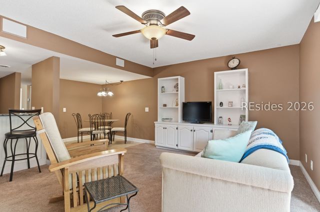 11 Tanglewood Dr Apt 7, Hilton Head Island, SC 29928