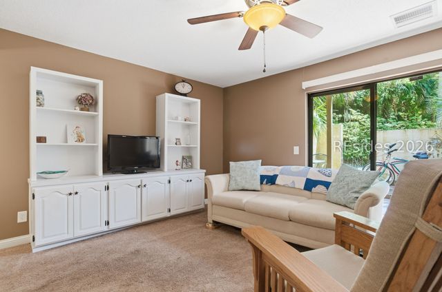 11 Tanglewood Dr Apt 7, Hilton Head Island, SC 29928