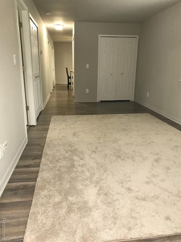 132 Maudlin Street, Novi, MI 48377