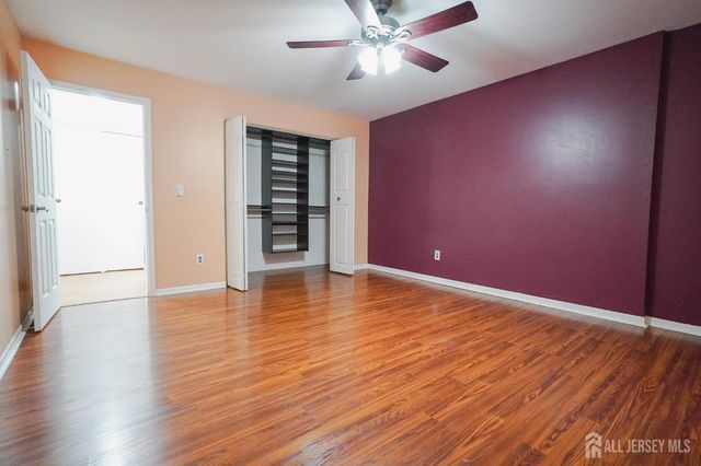 733 Cricket Lane, Woodbridge Proper, NJ 07095