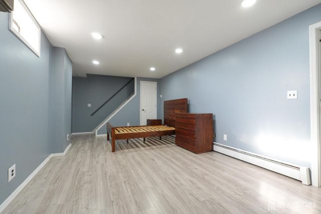 733 Cricket Lane, Woodbridge Proper, NJ 07095