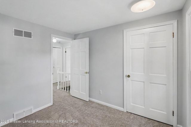 1131 Hillgate Way, Lansing, MI 48912