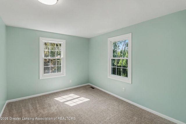 1131 Hillgate Way, Lansing, MI 48912