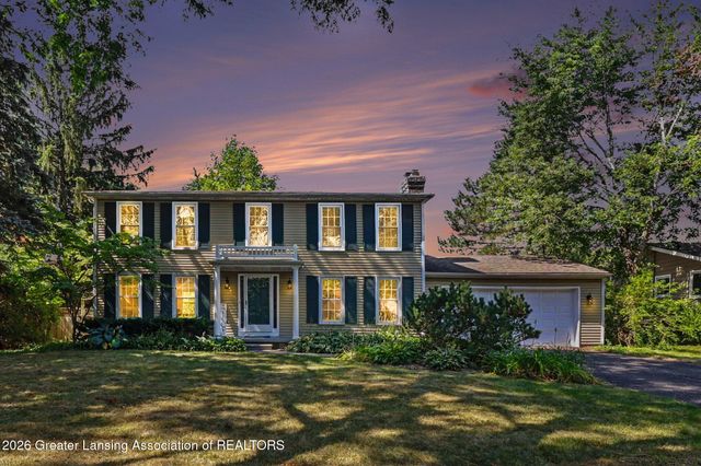 1131 Hillgate Way, Lansing, MI 48912