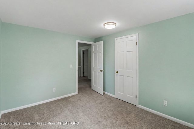 1131 Hillgate Way, Lansing, MI 48912