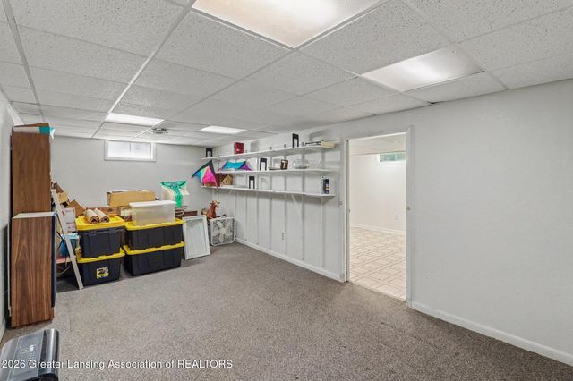 1131 Hillgate Way, Lansing, MI 48912
