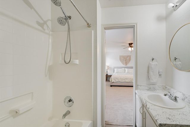8710 Davis Oaks TRL, Austin, TX 78748