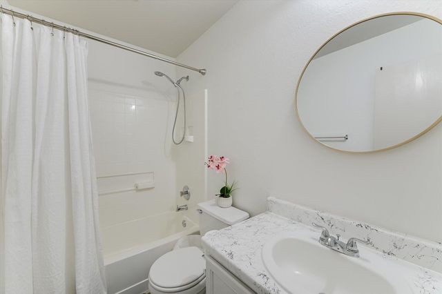 8710 Davis Oaks TRL, Austin, TX 78748