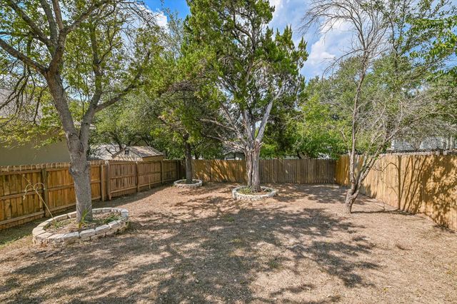 8710 Davis Oaks TRL, Austin, TX 78748