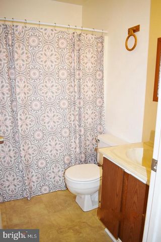 107 PARKSIDE DR, Winchester, VA 22602
