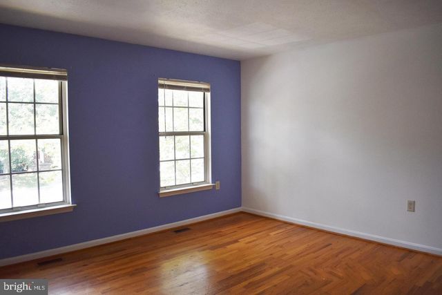 107 PARKSIDE DR, Winchester, VA 22602