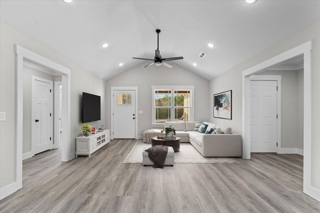 401 Earls Way, Chatsworth, GA 30705