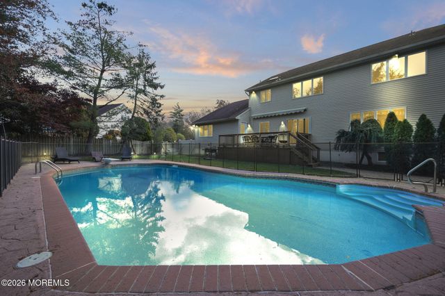 16 Wiltshire Drive, Manalapan, NJ 07726