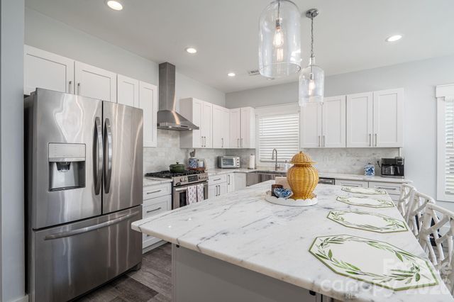 4282 Holly Circle NE, Conover, NC 28613