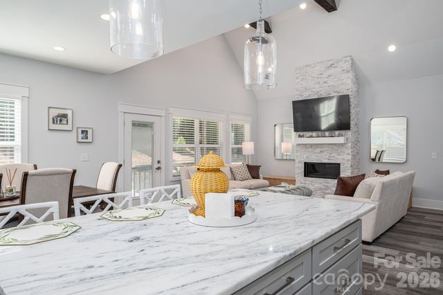 4282 Holly Circle NE, Conover, NC 28613