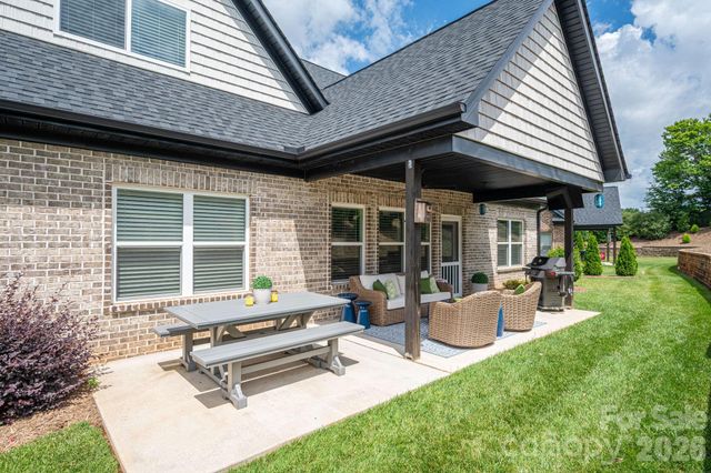4282 Holly Circle NE, Conover, NC 28613
