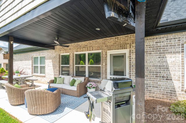 4282 Holly Circle NE, Conover, NC 28613