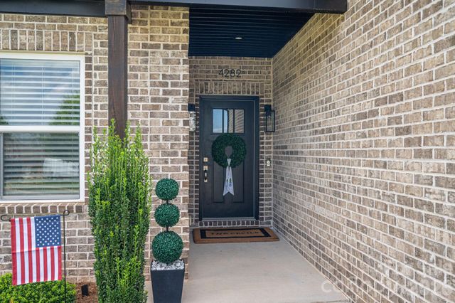 4282 Holly Circle NE, Conover, NC 28613