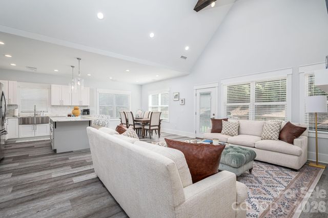 4282 Holly Circle NE, Conover, NC 28613