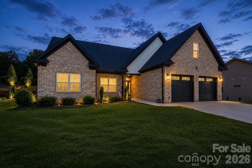 4282 Holly Circle NE, Conover, NC 28613