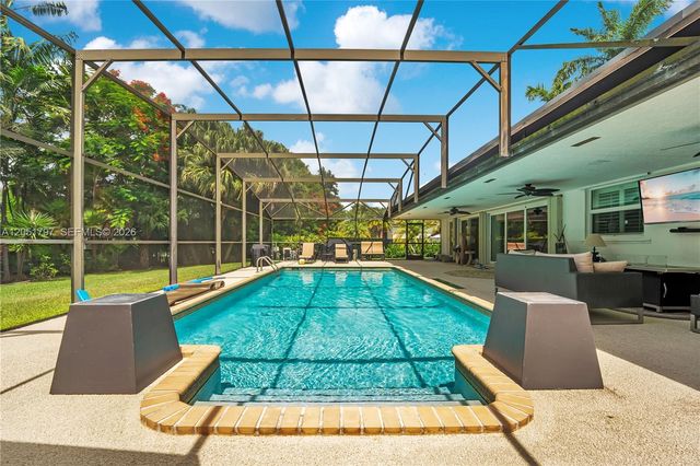8265 SW 176th Terrace, Palmetto Bay, FL 33157