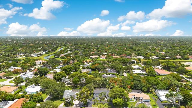8265 SW 176th Terrace, Palmetto Bay, FL 33157