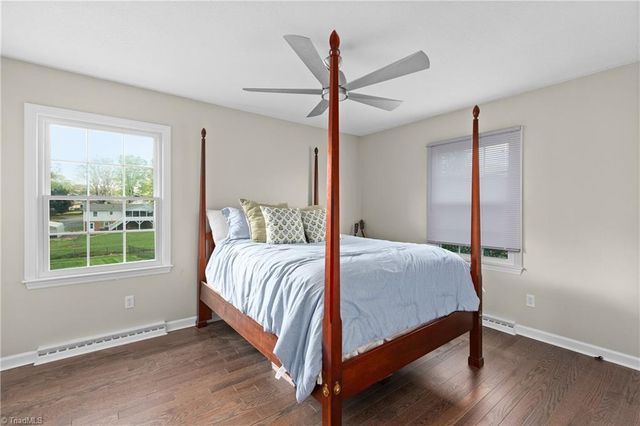 116 Asbury Drive, Kernersville, NC 27284
