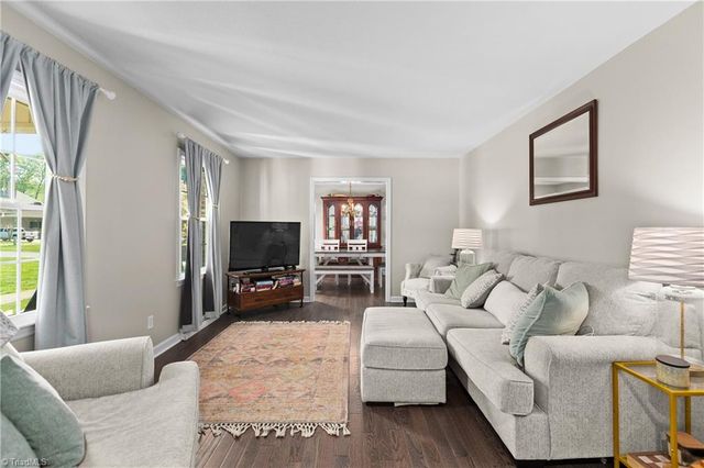 116 Asbury Drive, Kernersville, NC 27284