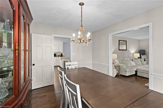116 Asbury Drive, Kernersville, NC 27284