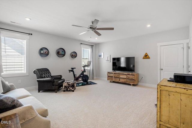 1745 Deacon Falls Way, Wendell, NC 27591