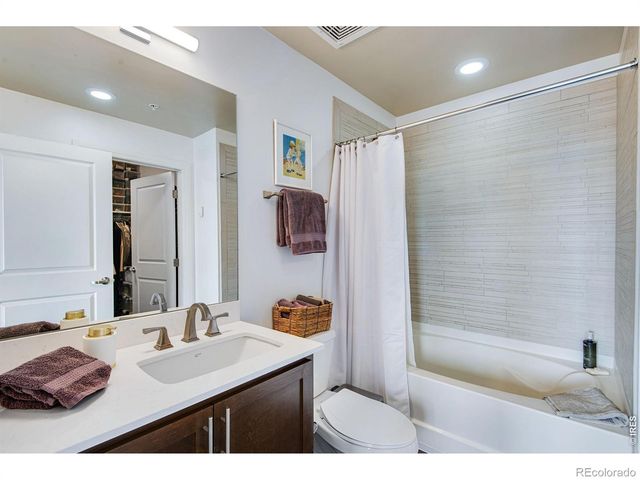 3401 Arapahoe Avenue 402, Boulder, CO 80303