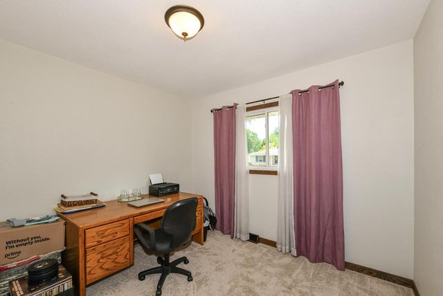 2526 Indian TRAIL, Racine, WI 53402