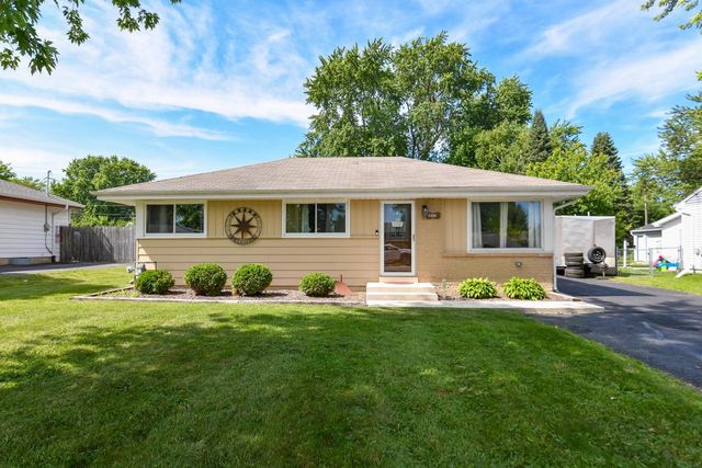 2526 Indian TRAIL, Racine, WI 53402