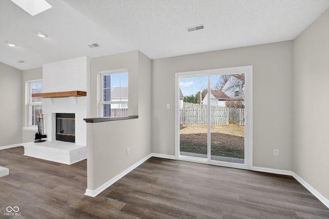 4624 Walker Street, Greenwood, IN 46143