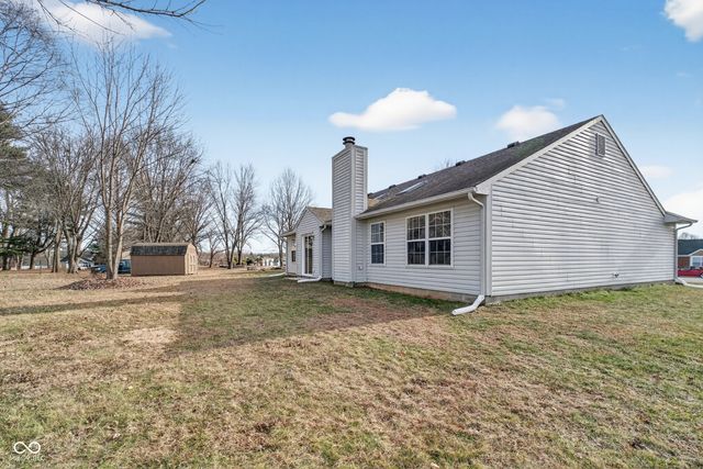 4624 Walker Street, Greenwood, IN 46143