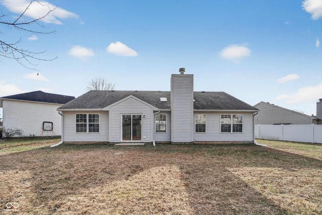 4624 Walker Street, Greenwood, IN 46143