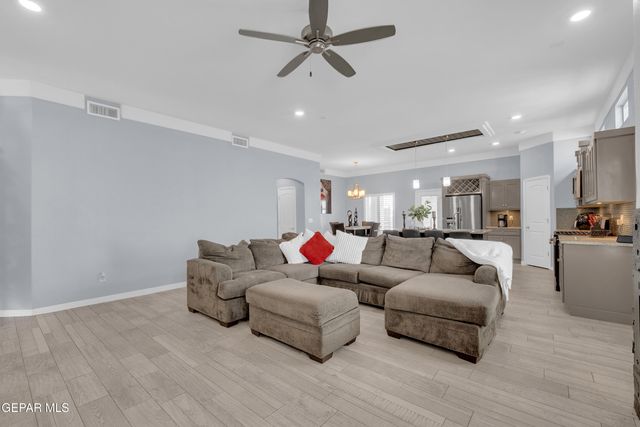 13613 Garforth Avenue, El Paso, TX 79928