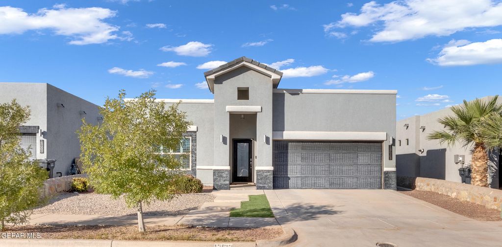 13613 Garforth Avenue, El Paso, TX 79928