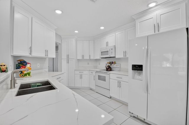 6237 Brava Way, Boca Raton, FL 33433
