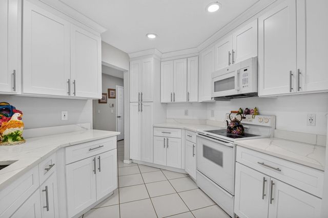 6237 Brava Way, Boca Raton, FL 33433