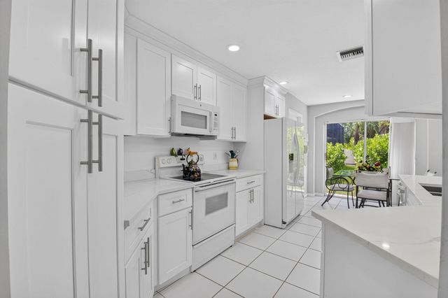 6237 Brava Way, Boca Raton, FL 33433