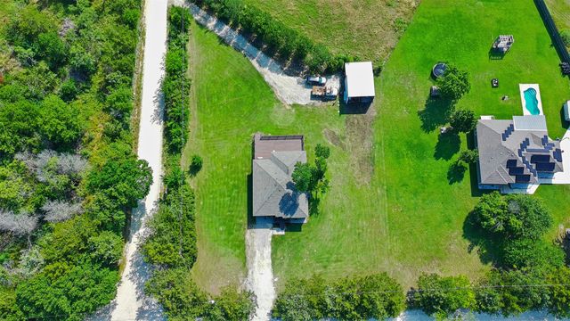 3727 SW County Road 1160, Corsicana, TX 75110