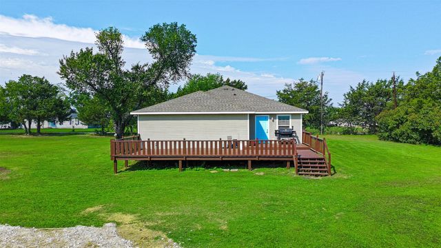 3727 SW County Road 1160, Corsicana, TX 75110